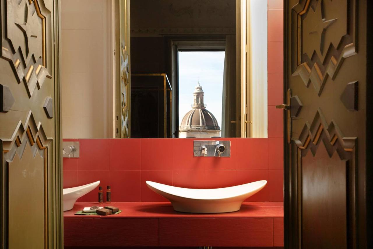 81 Suite And Breakfast Catania Bagian luar foto