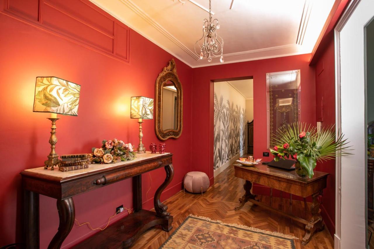 81 Suite And Breakfast Catania Bagian luar foto